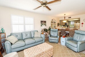 St. Augustine Beach Rentals Living Room