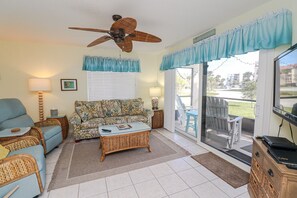 St. Augustine Beach Rentals Living Room