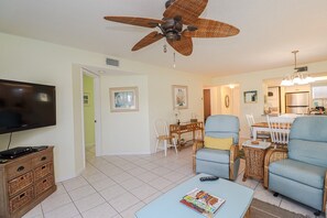 St. Augustine Beach Rentals Living Room