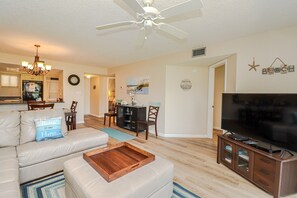 St. Augustine Beach Rentals Living Room