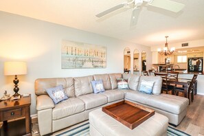 St. Augustine Beach Rentals Living Room