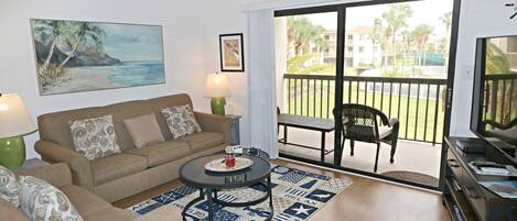 St Augustine Beach Rentals Living Room