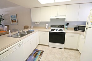 St. Augustine Beach Rentals Kitchen