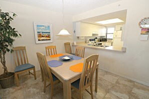 St. Augustine Beach Rentals Dining Room