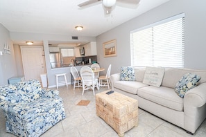 St. Augustine Beach Rentals Living Room