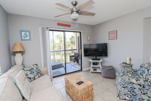 St. Augustine Beach Rentals Living Room