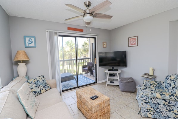 St. Augustine Beach Rentals Living Room