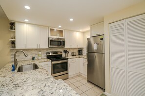 St. Augustine Beach Rentals Kitchen