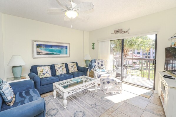 St. Augustine Beach Rentals Living Room