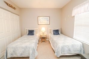 St. Augustine Beach Rentals Guest Bedroom