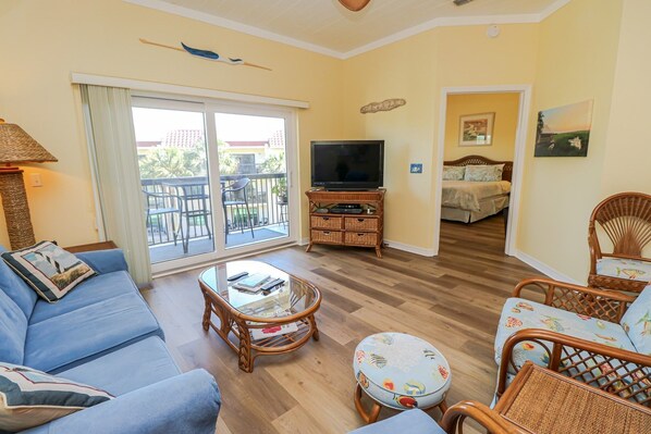 St. Augustine Beach Rentals Living Room