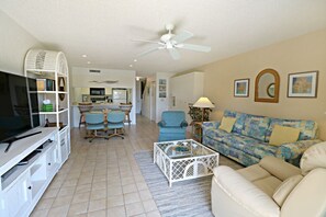 St. Augustine Ocean Front Rentals Living/Dining