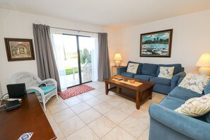 St. Augustine Ocean Front Rentals Living Room