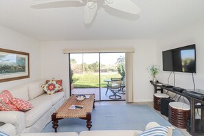 St. Augustine Beach Rentals Living Room