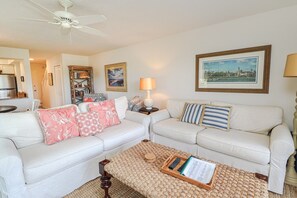 St. Augustine Beach Rentals Living Room