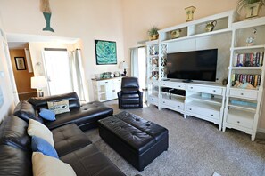 St. Augustine Beach Vacation Rentals Living Room