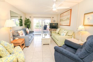 St. Augustine Beach Rentals Living Room