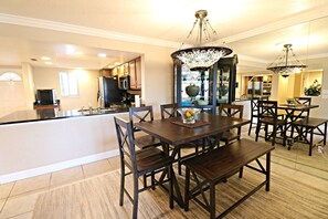 St. Augustine Ocean View Rentals Dining