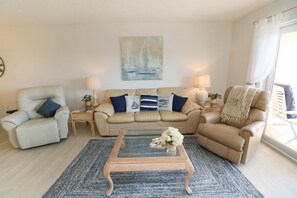 St. Augustine Ocean View Rentals Living Room