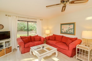 St. Augustine Beach Rentals Living Room