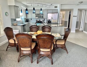 St Augustine Oceanfront Condos Dining Room