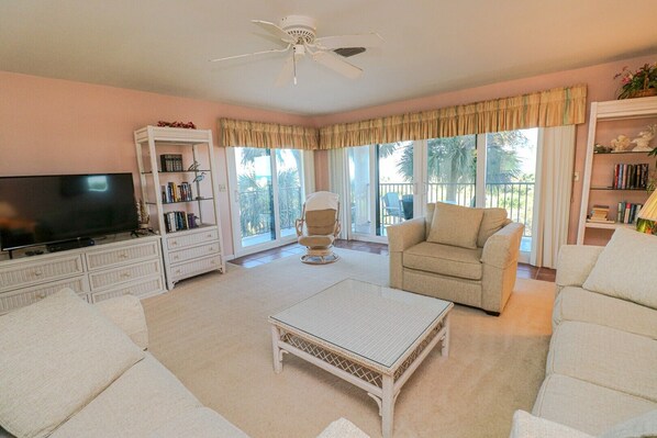 St. Augustine Ocean Front Rentals Living Room
