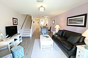 St. Augustine Beach Rentals Living Room