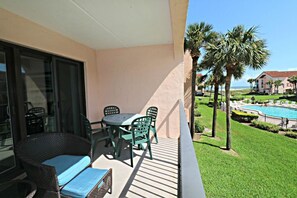St. Augustine Beach Rentals Living Room Balcony