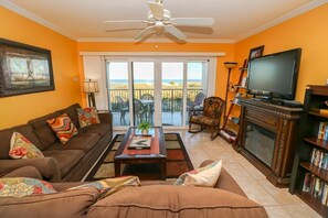 St. Augustine Ocean Front Rentals Living Room