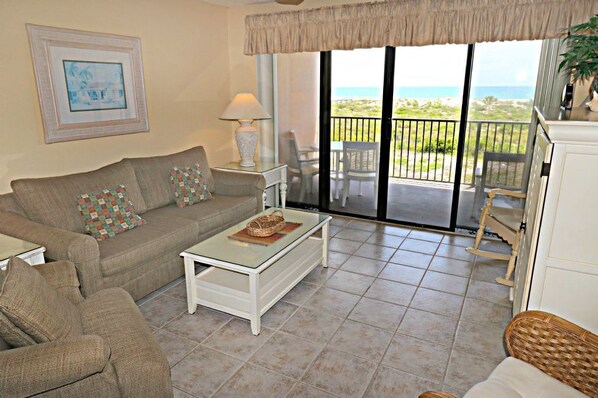 St Augustine Ocean Front Rentals Livingroom