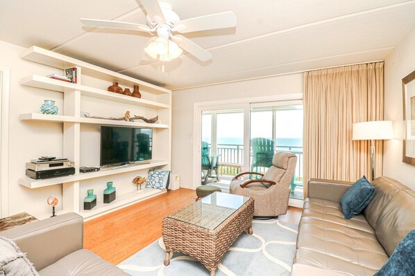 St. Augustine Beach Rentals Living Room