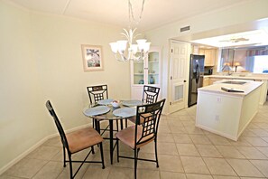 St. Augustine Ocean Front Rentals Dining Room