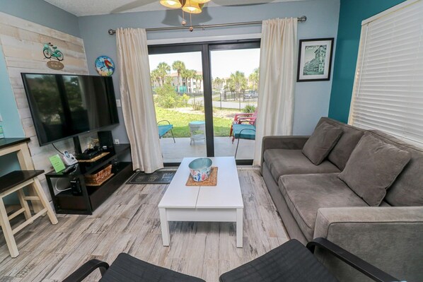 St. Augustine Beach Rentals Living Room