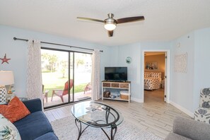 St. Augustine Beach Rentals Living Room