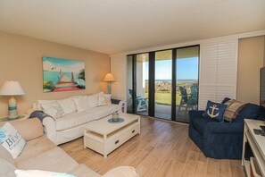 St. Augustine Beach Rentals Living Room