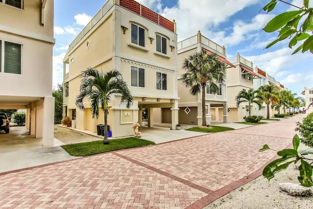 Picture of villa
