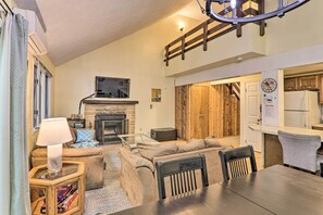 Living Room | Main Floor
