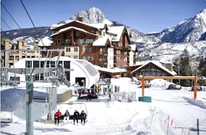 Express Lift #1 Front of the Lodge