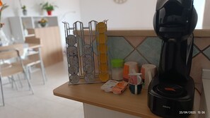 Kaffe och/eller kaffebryggare