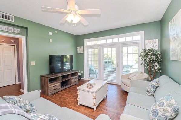 St. Augustine Beach Rentals Living Room