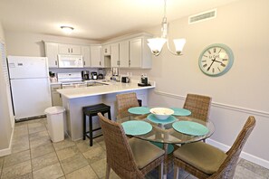 St. Augustine Beach View Vacation Rentals Dining