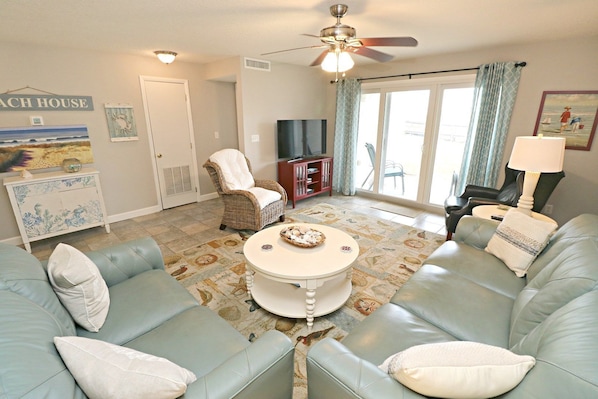 Beach Rentals in St. Augustine Living Room