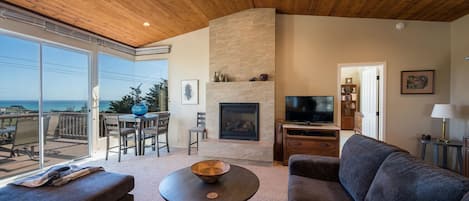 Open concept living space with Moonstone beach views.