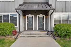 Entryway | Welcome Home!