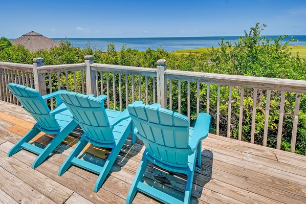 Surf-or-Sound-Realty-961-Buxton-Sunsets-Screen-Deck-2