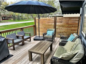 Front deck great for gatherings