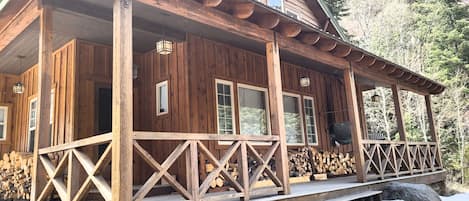 Front of Cabin with Large Porch and Forest Views 