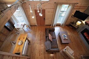 deaconsden5