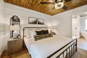 Ravenswood-bedroom1
