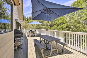 Furnished Deck | Lake Views | Gas Grill